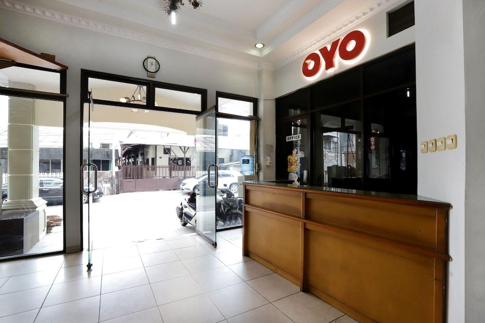 ホテル Oyo 297 45 レジデンス ニア Rs フサダ ジャカルタ エクステリア 写真